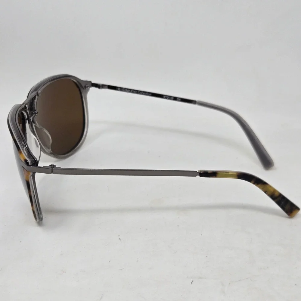 Calvin Klein Collection Polarized Sunglasses Tortoise Pilot CK7253SP 216 Mens